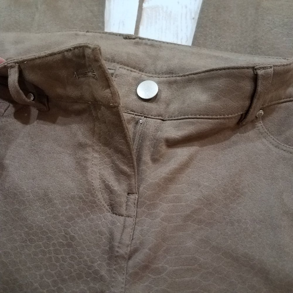 Fall Neutral Tan Skinny Pants Faux Suede Jeggings with Tonal Texture Women's 4 - Picture 8 of 17